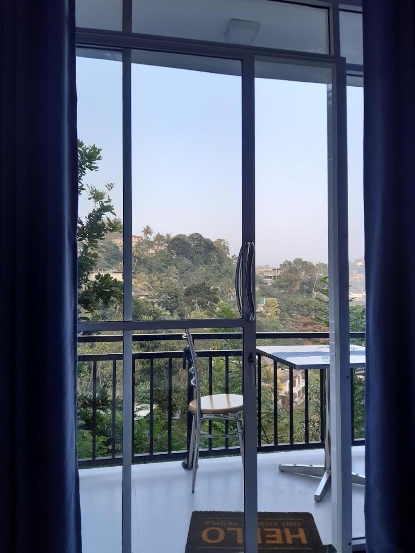 Cozy Homestay Kandy Buitenkant foto
