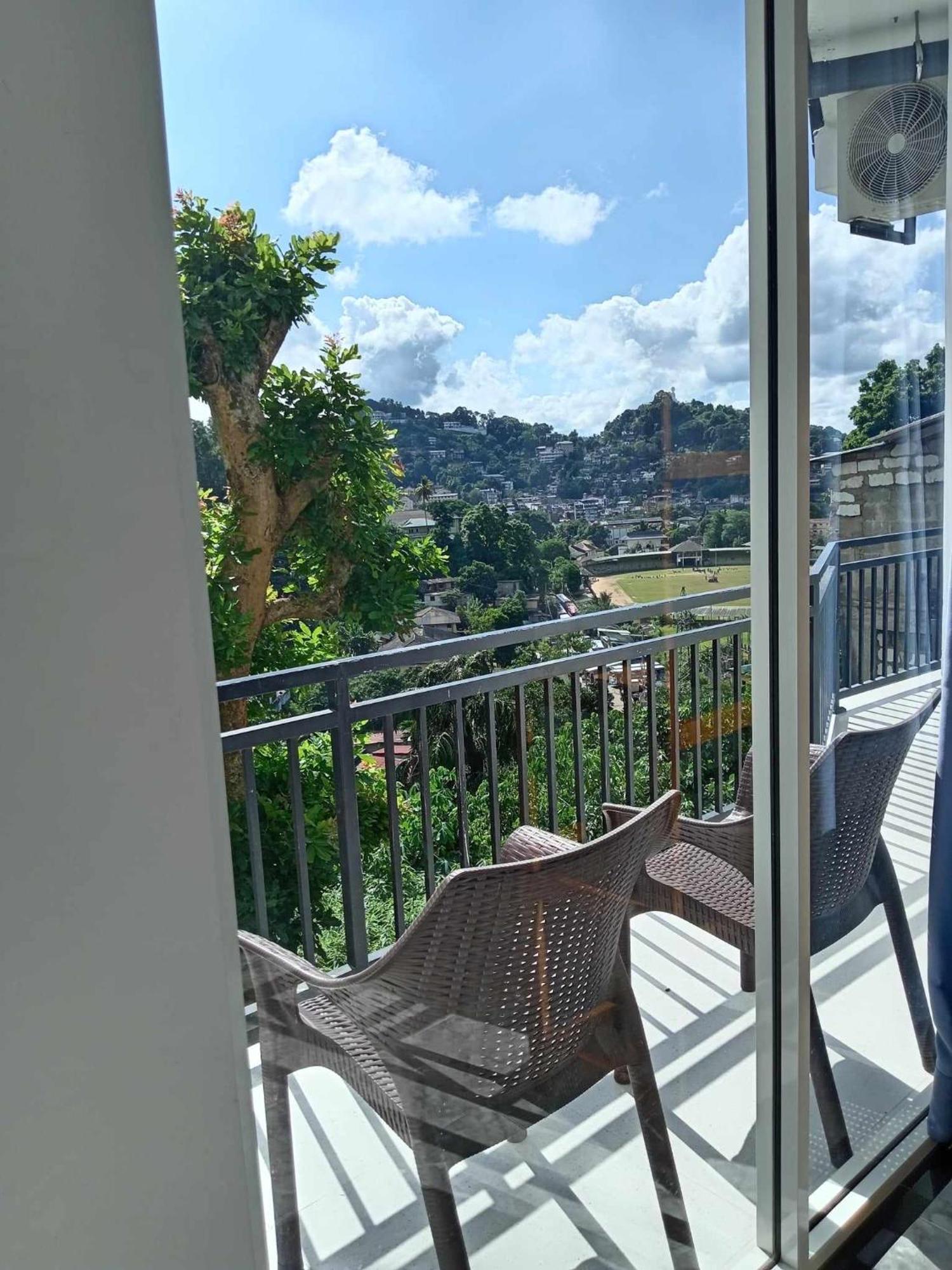 Cozy Homestay Kandy Buitenkant foto